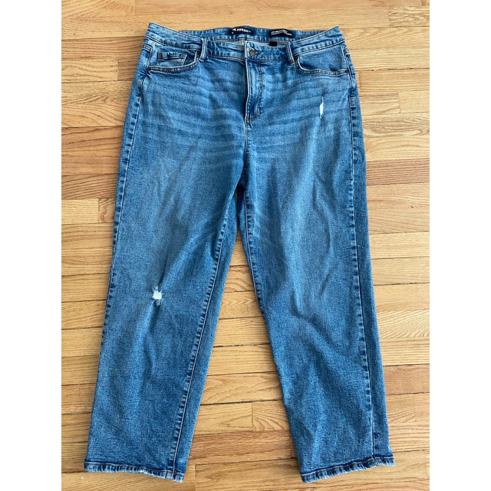 Joe Fresh Women’s Blue Distressed Straight Leg Jeans Size 18W - Picture 2 of 9